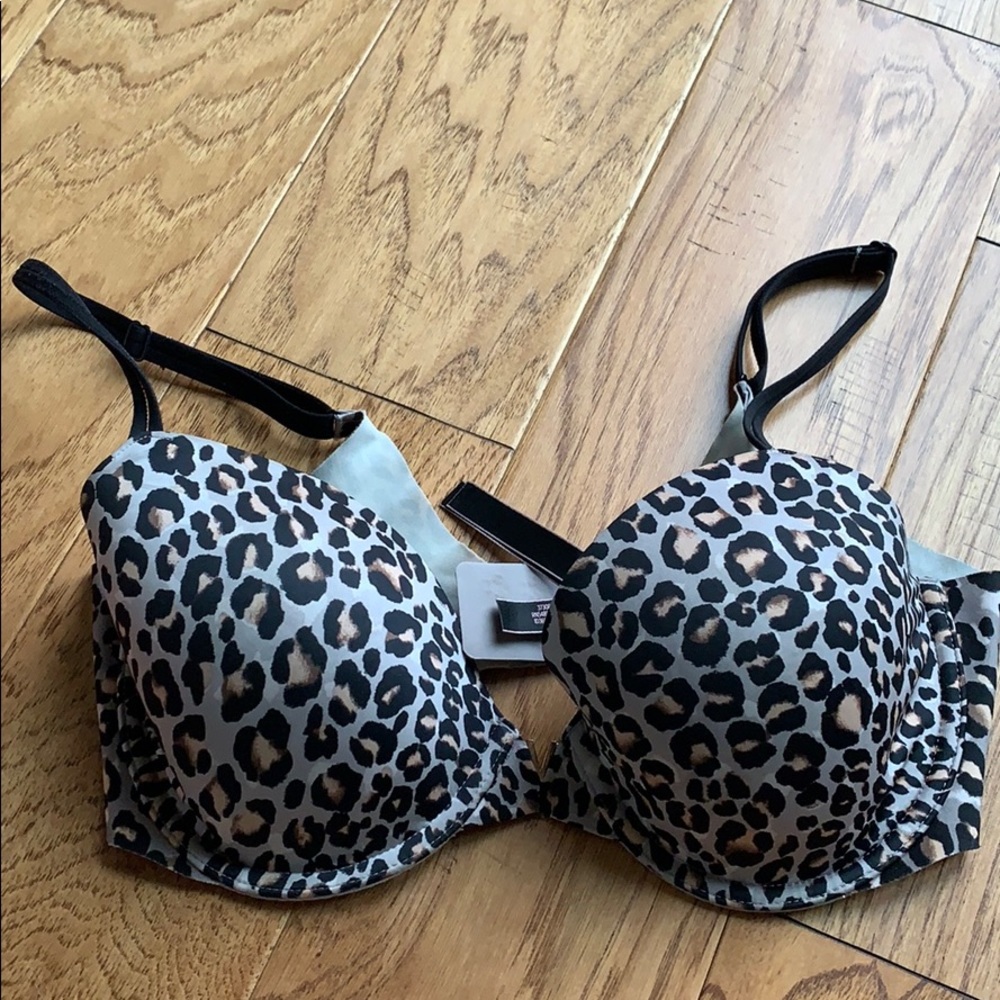 Victoria secret lined Demi